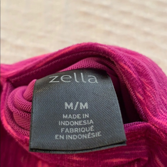 Zella athletic capris, like new, size M - Picture 4 of 4